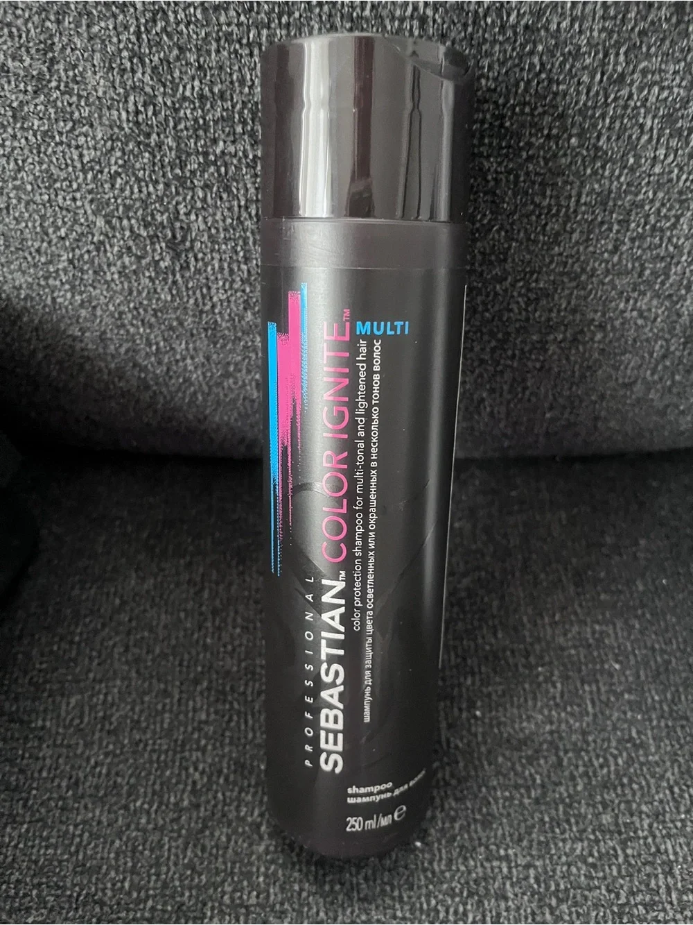 Sebastian Color Ignite Trio — 1 conditioner, 2 shampoo (mono, multi
